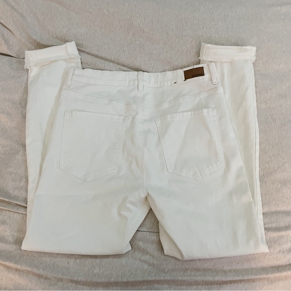 Garage High Rise White Skinny Jeans - Picture 3 of 9